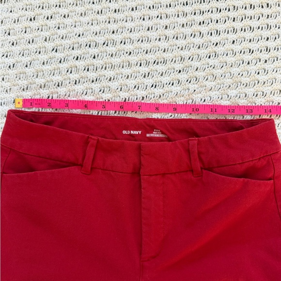 OLD NAVY Gently Used High Rise Pixie Straight Leg Slim Fit Red Pants Size 6 - Picture 7 of 9